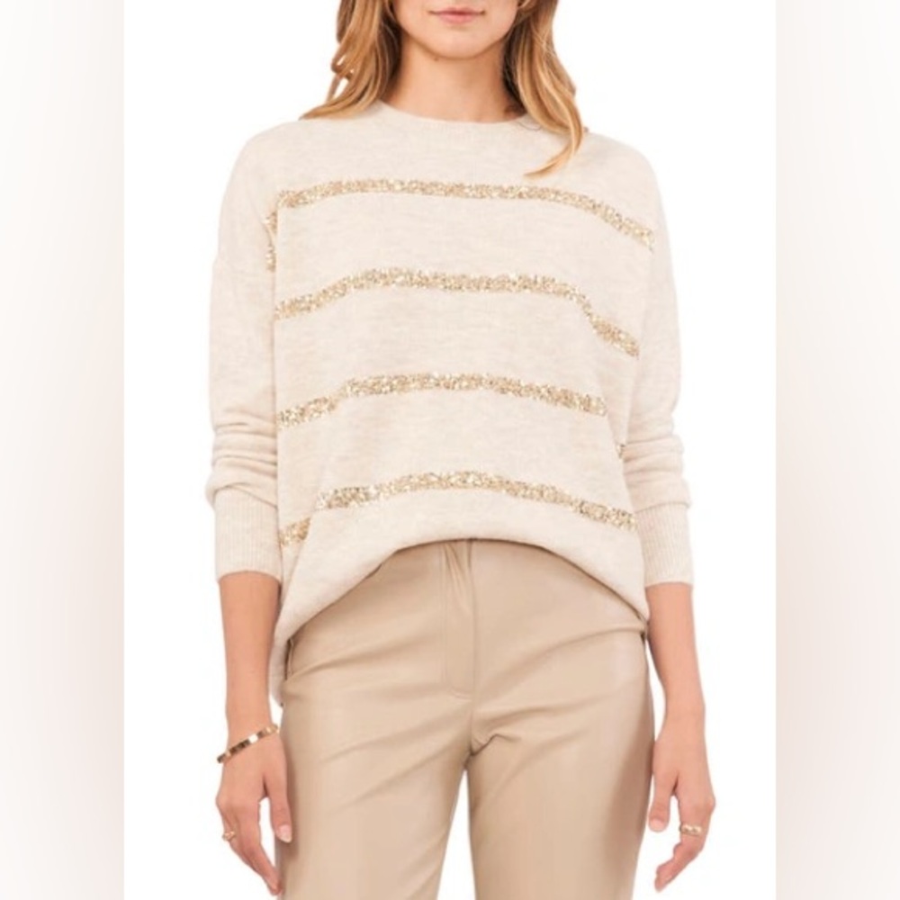 ❤️Price Drop❤️Vince Camuto Off-White Sweater with Silver Accents